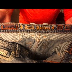 Men’s stonewash denim 38/30 Rock Revival Jeans